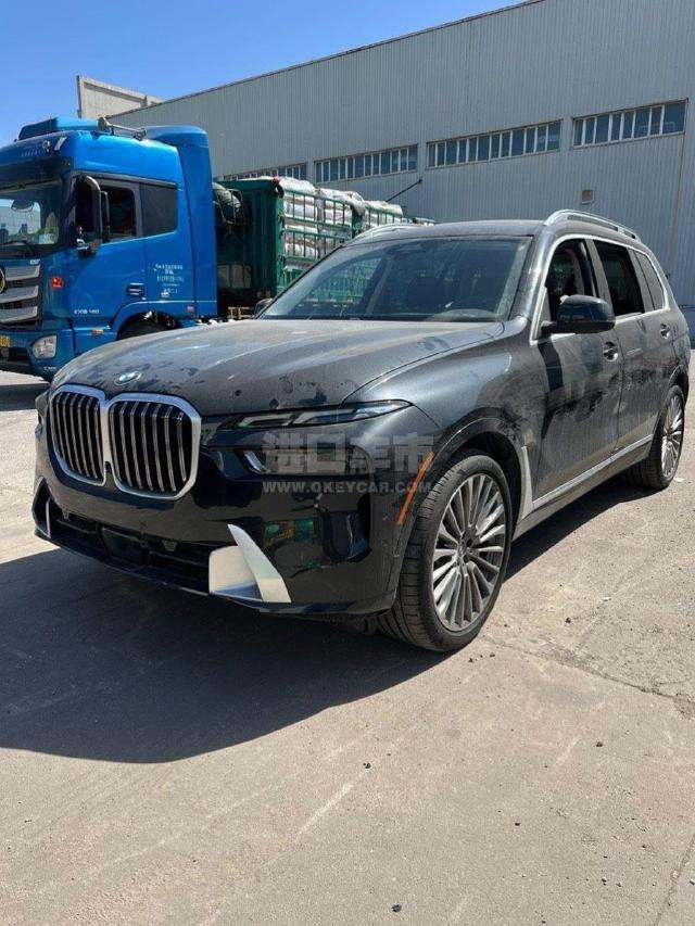 美规2024款 宝马X7 xDrive40i Luxury豪华