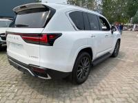 24款 LX600 7座 F-Sport运动