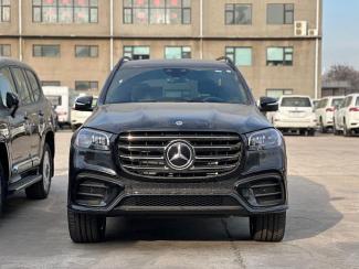 2025款 奔驰GLS450 7座 AMG暗夜包 顶峰包 贵宾热线 18622901333 支持全国分期 全国上牌 定金发车 视频验车 