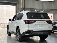 24款 LX600 7座 Luxury豪华