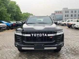 2024款 丰田酷路泽3500 3.5T GR-Sport 天窗 抬显 后娱 雷测 海外直采，可视频验车，支持全国分期购车 全国上牌 寇经理：15922271117