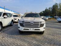 2024款 丰田酷路泽3500 3.5T GX-R 18轮 丝绒 4气 天窗 无蠕行