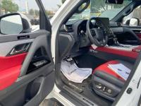 24款 LX600 7座 F-Sport运动