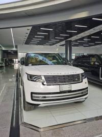 2024款 路虎揽胜行政3.0汽油 3.0T P400 汽油 创世长轴