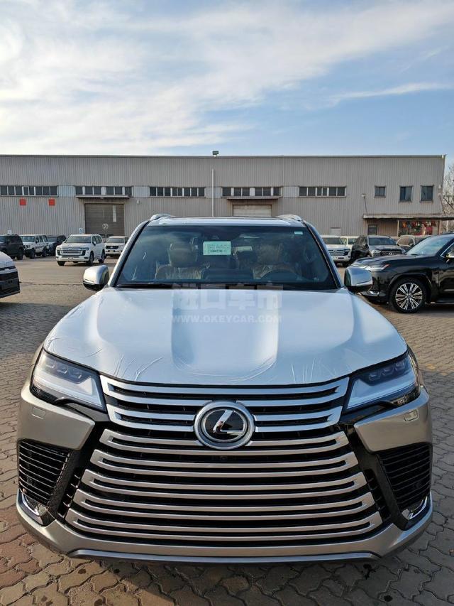 美规2024款 雷克萨斯LX600 LX600 7座 Luxury豪华