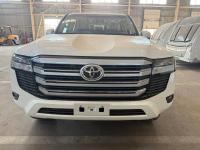 2024款 丰田酷路泽4000 4.0L GX-R 4气 18轮