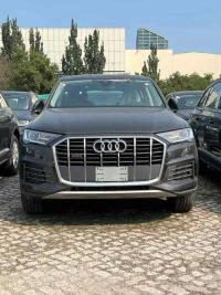 2023款 奥迪Q7 2.0T 标准型