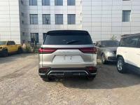 24款 LX600 7座 F-Sport运动