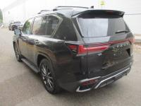 24款 LX600 7座 F-Sport运动