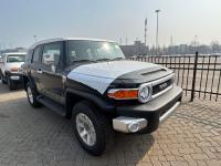 2023款 丰田FJ酷路泽 4.0L XTREME极限运动 八气