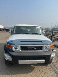 2023款 丰田FJ酷路泽 4.0L XTREME极限运动 八气