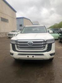 2024款 丰田酷路泽4000 4.0L GX-R 8气 20轮