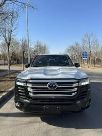 2025款 丰田酷路泽3300 3.3T 柴油 GX-R 20轮 真皮