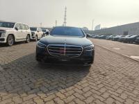 2025款 奔驰S580 四驱 长轴