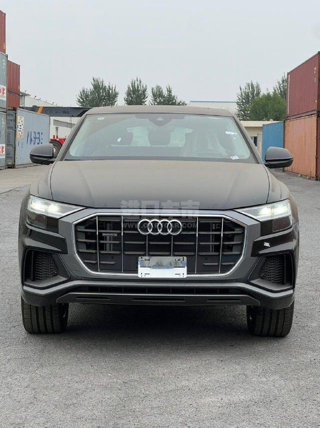 欧版2023款 奥迪Q8 3.0T S-line