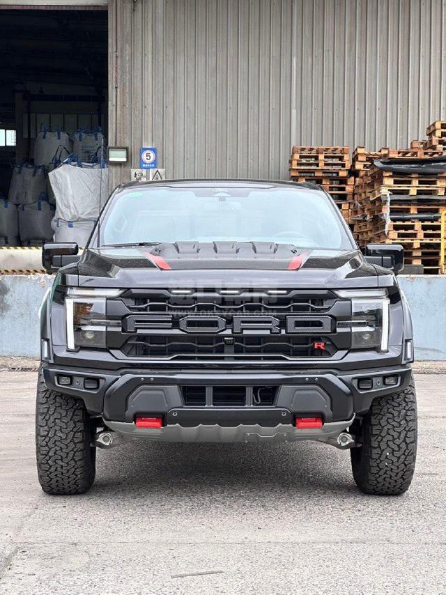 美规2024款 福特F150 5.2T 四门 Raptor猛禽 猛禽R包