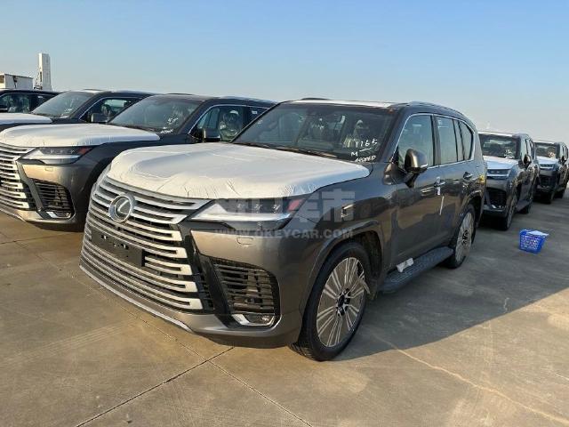 欧版2023款 雷克萨斯LX500d 3.3T 7座 豪华 22轮