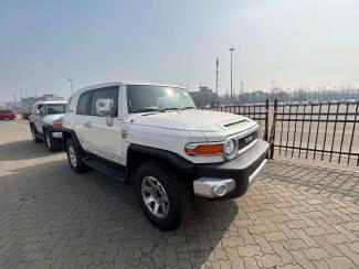 2023款 丰田FJ酷路泽 4.0L XTREME极限运动 八气 海外直采，可视频验车，支持全国分期购车 全国上牌 寇经理：15922271117