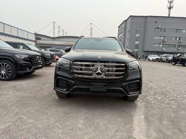美规2025款 奔驰GLS450 7座 AMG包