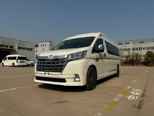 中东版2025款 丰田海狮3.5L 自动 高顶长轴 双侧门
