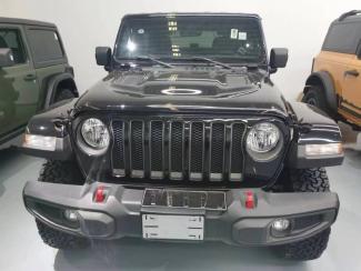 2021款 JEEP牧马人 2.0T 两门 硬顶 Rubicon 本公司享有一站式服务：购车临牌当天办理，配置可选，颜色齐全，价格已成交为主。外地客户购车（火车站，汽车站，地铁站，机场）本公司提供车辆接送。公司主营品牌：莱斯莱斯，宾利，路虎，奔驰，宝马，保时捷，牧马人，丰田等众多品牌，欢迎您到店垂询洽谈。超豪华全系品牌，丰富多样化任您挑选，早定