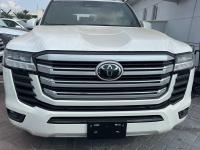 2025款 丰田酷路泽3500 3.5T GX-R 20轮 JBL 前通风 雷测 High科威特