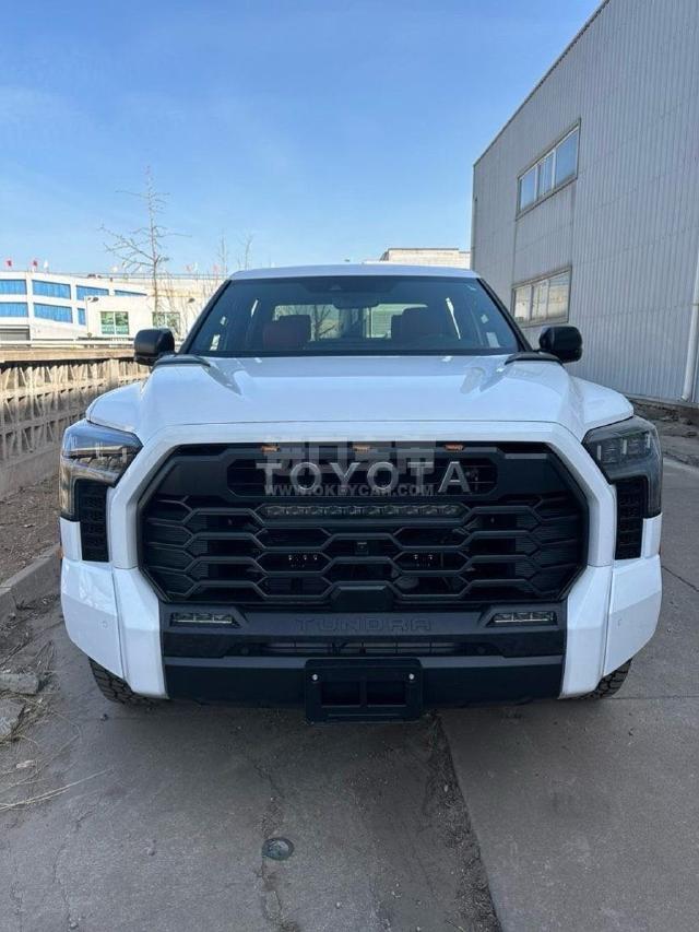 加版2025款 丰田坦途 3.5T 混动 四门 LTD TRD Pro