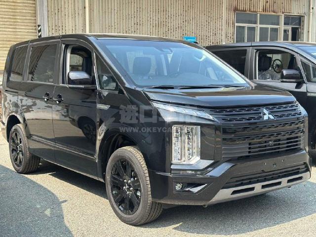 欧版2025款 三菱 得利卡D5 2.3T 柴油 
