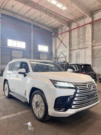 2024款 雷克萨斯LX600 7座 Signature签名版 24款中东签名版雷克萨斯LX600白红 13212118801同微信