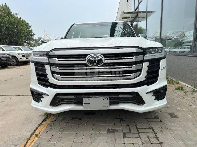 中东版2025款 丰田酷路泽3500 3.5T VX-R