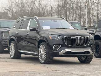2025款 奔驰迈巴赫GLS600 迈巴赫GLS63大量现车 联系方式13212118801同微信
