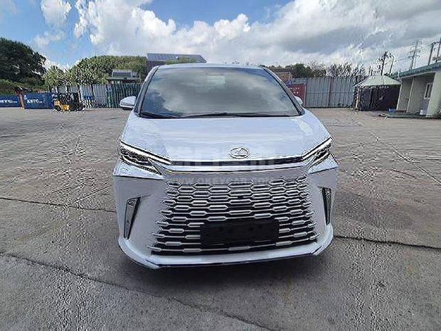 欧版2025款 雷克萨斯LM500h 2.4T Royal 4座 韩版