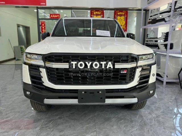 中东版2025款 丰田酷路泽3500 3.5T GR-Sport