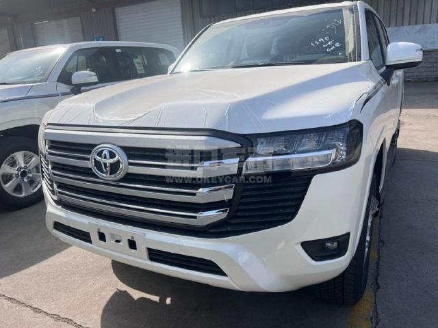 中东版2026款 酷路泽4000 4.0L GX-R 8气 18轮 丝绒