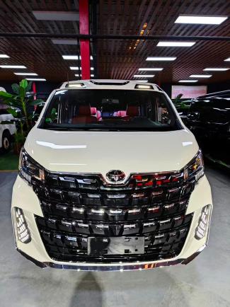 2025款 丰田海狮(进口) 3.5L 自动 高顶长轴 单侧门 鹏飞 13043216823