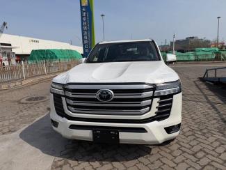 26款 酷路泽4000 4.0L GX-R 8气 20轮 真皮 刘经理 18302226655