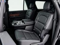 21款 3.5T 四驱 长轴 Reserve后排座椅