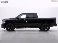 21款 5.7L 黑曜经典版正侧