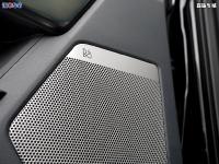 21款 3.5T 四门 白金版实车照片